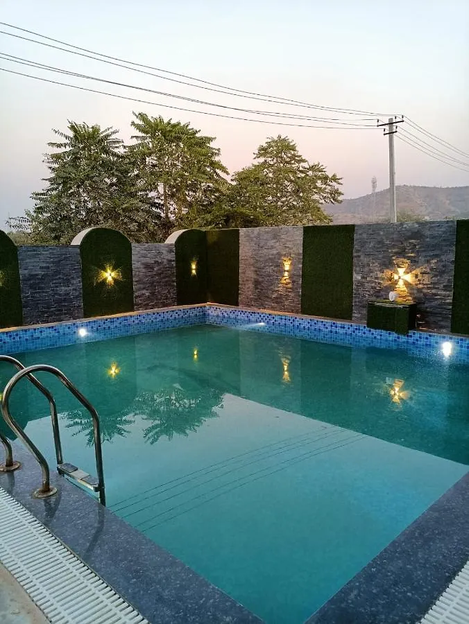 Papaya 5Bhk Villa Udaipur 0*,